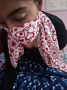 Snapshot of Tamil_White_Rose chatting on June 8, 2026, 11:54 am Tamil White Rose online show from June 8, 2026, 11:54 am