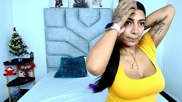 Snapshot of KimberlyFox_t chatting on January 13, 2026, 2:11 pm KimberlyFox t online show from January 13, 2026, 2:11 pm