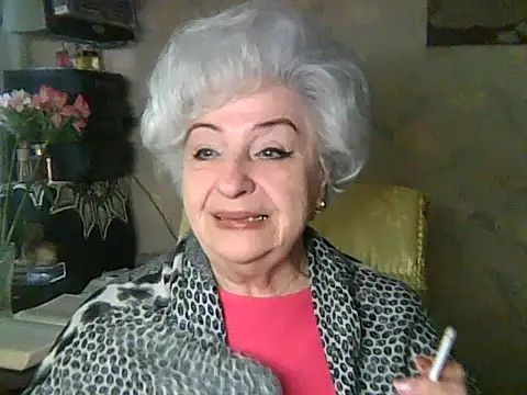 Snapshot of ValeriaKroww chatting on April 26, 2026, 4:54 am ValeriaKroww online show from April 26, 2026, 4:54 am