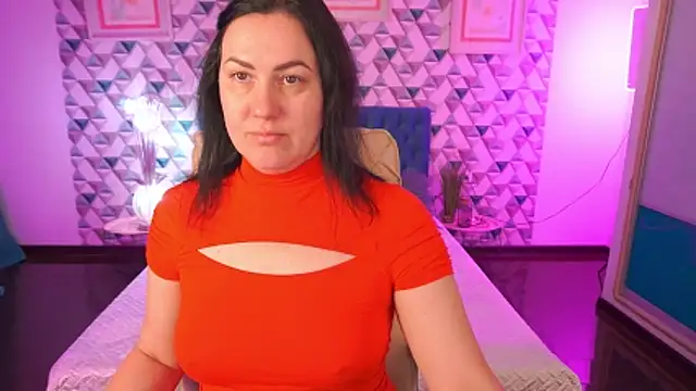 VelvetLuck online show from April 10, 2026, 5:34 am