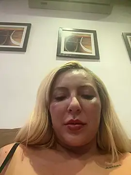 Snapshot of melisboa chatting on August 2, 2026, 9:46 pm melisboa online show from August 2, 2026, 9:46 pm