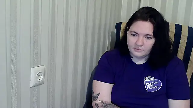 XLisaBlueXsS online show from November 5, 2025, 9:31 am