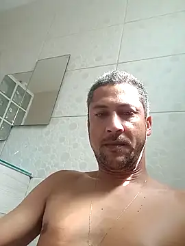 Snapshot of Arrombador20 chatting on April 7, 2026, 3:01 pm Arrombador20 online show from April 7, 2026, 3:01 pm