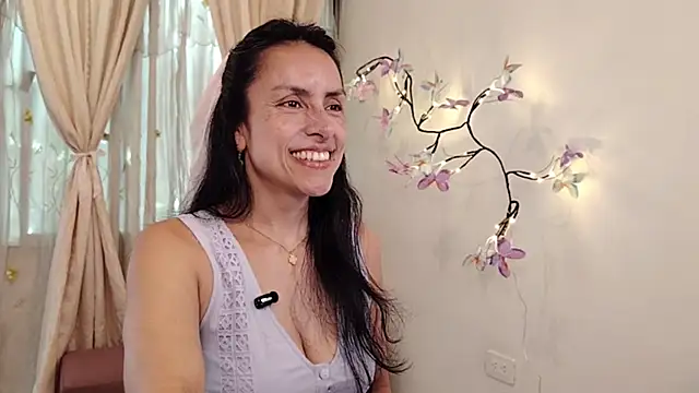 Bella Exhibition online show from April 19, 2026, 7:16 pm