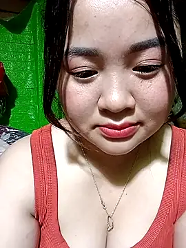 Bee-bgolden online show from December 5, 2025, 11:41 am