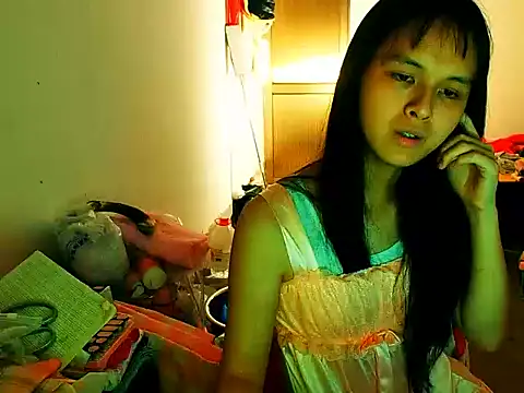 Snapshot of RebelAura chatting on July 29, 2026, 9:02 pm RebelAura online show from July 29, 2026, 9:02 pm