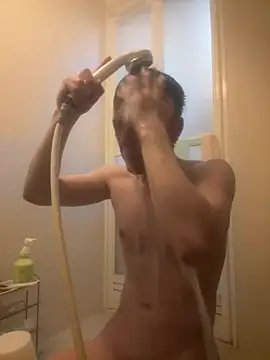 Snapshot of ippei0001 chatting on February 12, 2026, 9:48 am ippei0001 online show from February 12, 2026, 9:48 am