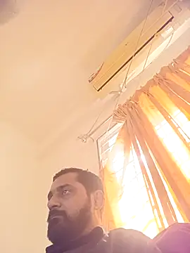 RubyEntity online show from November 8, 2025, 5:29 am