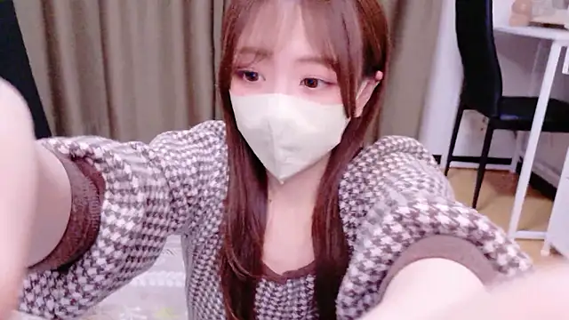 -aotan- online show from January 15, 2026, 10:53 am