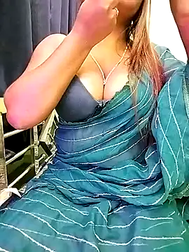 Snapshot of LoveLy-Soneya chatting on April 12, 2026, 4:39 am LoveLy-Soneya online show from April 12, 2026, 4:39 am