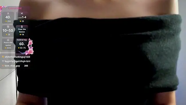 violetwluv online show from December 2, 2025, 8:26 pm