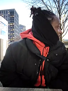 Snapshot of sweet_juicem chatting on November 21, 2025, 4:27 pm sweet juicem online show from November 21, 2025, 4:27 pm