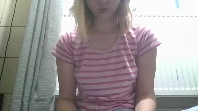 Snapshot of dirty_sasha00 chatting on May 6, 2026, 2:40 am dirty sasha00 online show from May 6, 2026, 2:40 am