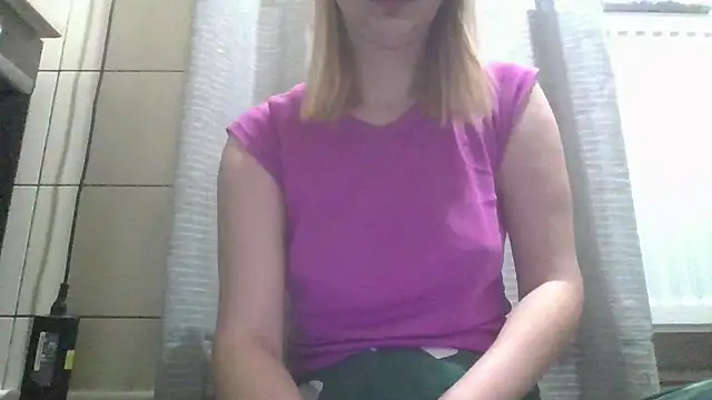 Snapshot of dirty_sasha00 chatting on May 31, 2026, 2:42 am dirty sasha00 online show from May 31, 2026, 2:42 am