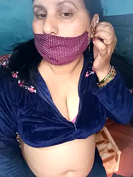 Snapshot of Anjali-25 chatting on November 29, 2025, 9:18 pm Anjali-25 online show from November 29, 2025, 9:18 pm