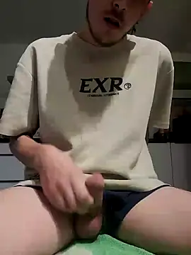 pumspaty06 online show from November 5, 2025, 7:30 am