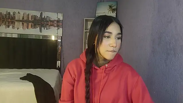 lyam ebony  online show from February 12, 2026, 8:59 pm