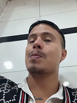 RaySullivan online show from November 16, 2025, 2:39 am