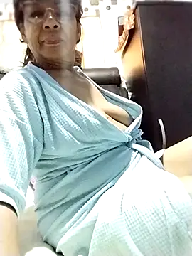 Marylinmiller online show from November 8, 2025, 2:50 pm