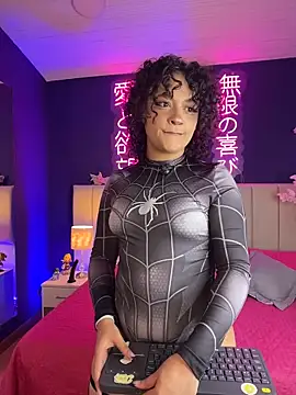  sarahRose online show from April 8, 2026, 4:34 am