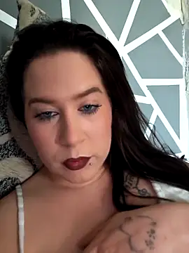 zara night01 online show from November 5, 2025, 10:04 am