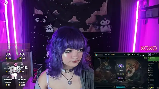 ravencollen online show from April 17, 2026, 8:34 pm