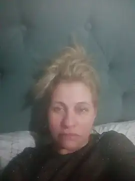 Eugenia08 online show from November 4, 2025, 11:26 pm