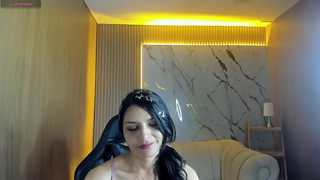 Valery tf online show from April 7, 2026, 8:42 pm