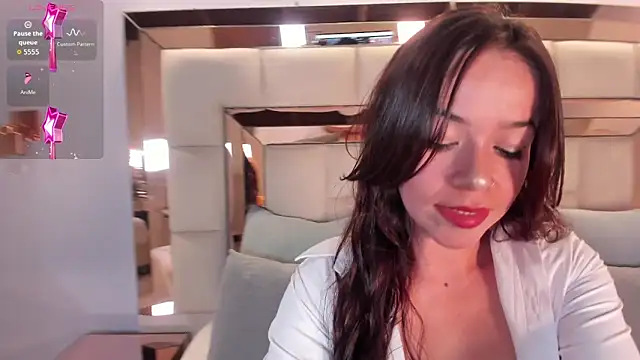 danielamonet online show from March 27, 2026, 5:23 pm