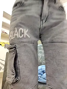 Isha kumari 69 online show from February 9, 2026, 9:46 am