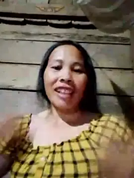 Snapshot of Ana_hoa chatting on May 4, 2026, 12:56 pm Ana hoa online show from May 4, 2026, 12:56 pm