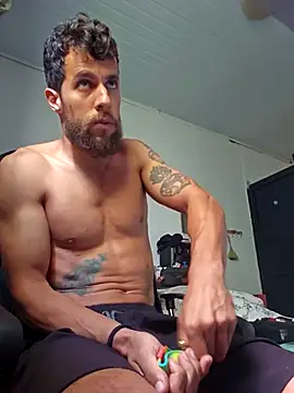 Snapshot of lucweed chatting on March 1, 2026, 1:35 pm lucweed online show from March 1, 2026, 1:35 pm