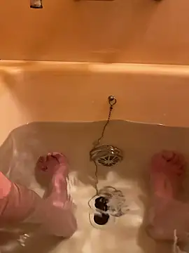 houkeiboy78 online show from December 20, 2025, 10:11 am