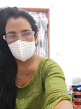 sanjana077 online show from April 14, 2026, 2:39 am