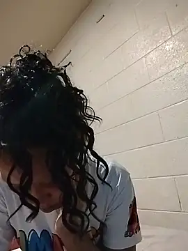 SITHANDRAH online show from November 18, 2025, 9:41 pm