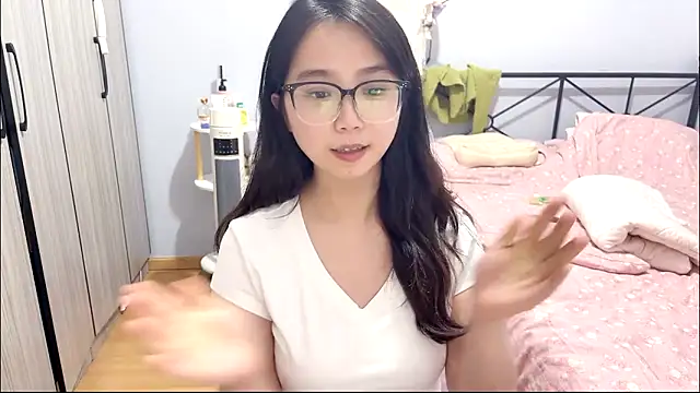 Hmm 0303 online show from March 10, 2026, 3:39 pm