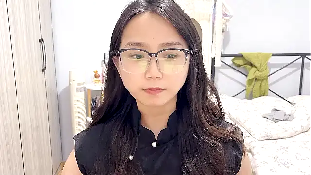 Hmm 0303 online show from April 7, 2026, 4:40 pm