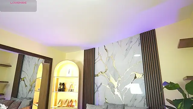 Snapshot of TessaaFox chatting on February 23, 2026, 11:40 am TessaaFox online show from February 23, 2026, 11:40 am