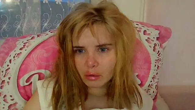 HornyElena online show from February 9, 2026, 4:11 pm