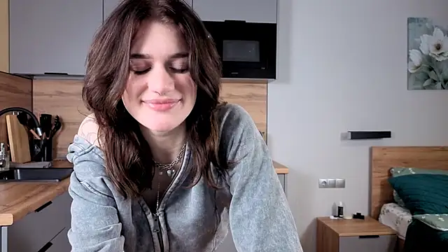 eshleeygreen online show from November 8, 2025, 2:06 pm