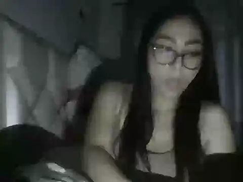 koralencanto online show from November 8, 2025, 2:23 am