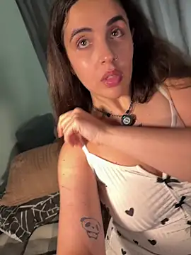 heyMilla online show from November 12, 2025, 9:47 pm