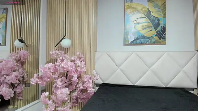 Snapshot of karo_linee1 chatting on February 21, 2026, 12:06 pm karo linee1 online show from February 21, 2026, 12:06 pm