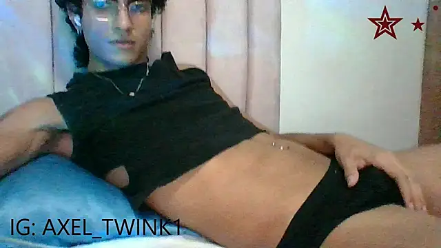 axel love13 online show from January 15, 2026, 4:50 am