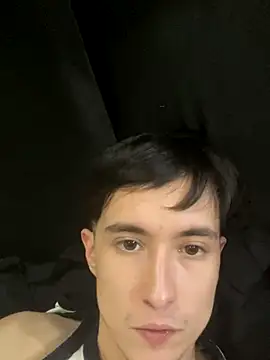 Snapshot of Mauriciolezcar chatting on November 7, 2025, 2:33 am Mauriciolezcar online show from November 7, 2025, 2:33 am