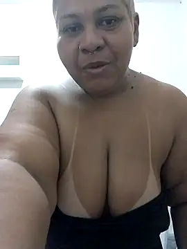 Snapshot of gatabaiana chatting on November 9, 2025, 11:30 am gatabaiana online show from November 9, 2025, 11:30 am