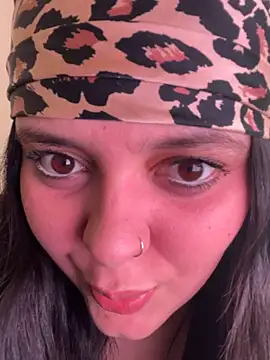 candicewest  online show from March 5, 2026, 4:03 pm