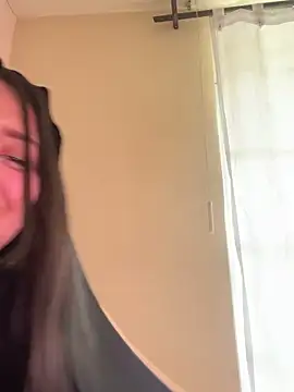 candicewest  online show from March 11, 2026, 4:46 pm