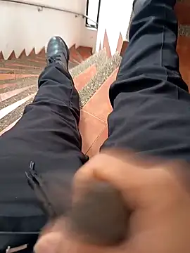 Loquillopajero online show from March 23, 2026, 4:00 pm