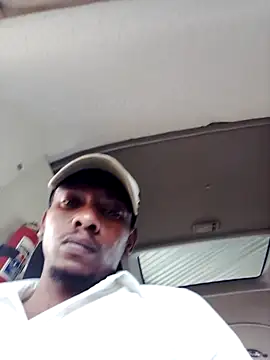 Snapshot of Capsuleeee chatting on November 9, 2025, 2:26 pm Capsuleeee online show from November 9, 2025, 2:26 pm